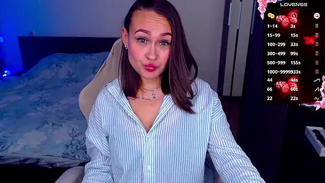 Cutie-Melanie online show from 10.14.25