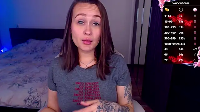 Cutie-Melanie online show from 11.19.25