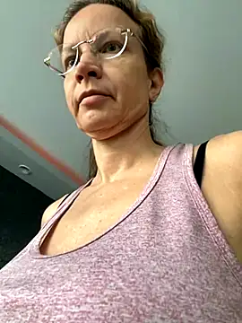 AnnikaRose online show from 09.23.25