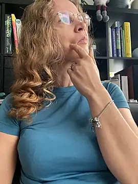 AnnikaRose online show from 10.01.25