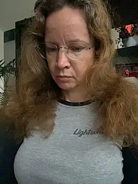 AnnikaRose online show from 10.08.25