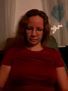 AnnikaRose online show from 11.25.25