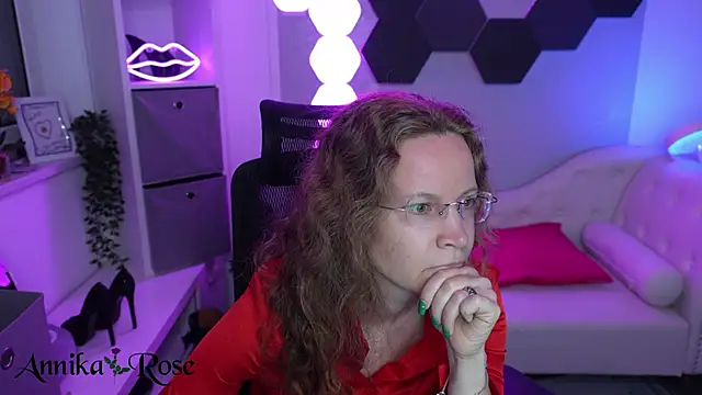 AnnikaRose online show from 03.26.26