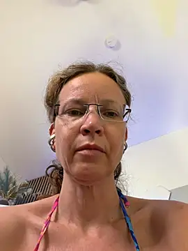 Snapshot of AnnikaRose chatting on 07.18.26 AnnikaRose online show from 07.18.26