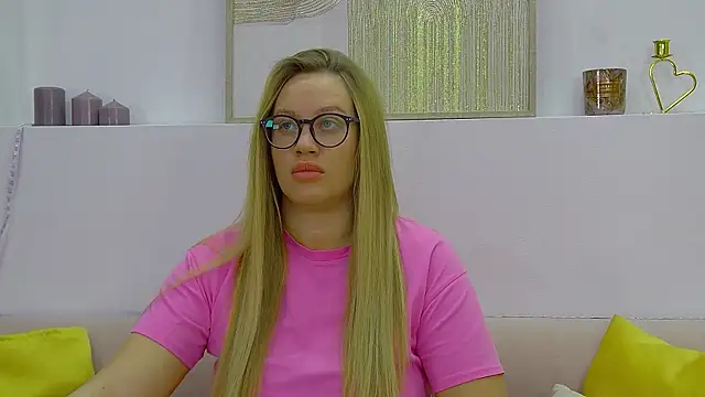 MariaNeumann online show from 02.25.25