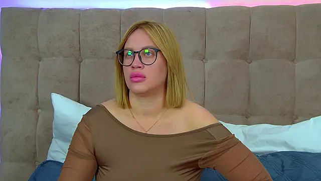 MariaNeumann online show from 09.28.25