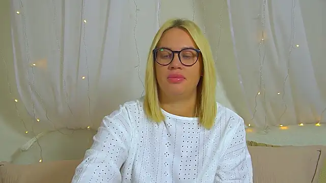 MariaNeumann online show from 02.28.26