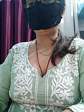 Snapshot of Aishwaryaa_69 chatting on 02.09.26 Aishwaryaa 69 online show from 02.09.26