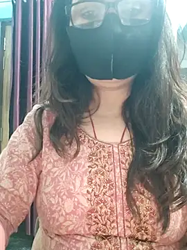 Snapshot of Aishwaryaa_69 chatting on 02.15.26 Aishwaryaa 69 online show from 02.15.26