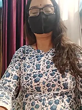 Snapshot of Aishwaryaa_69 chatting on 02.25.26 Aishwaryaa 69 online show from 02.25.26