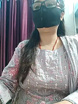 Snapshot of Aishwaryaa_69 chatting on 03.01.26 Aishwaryaa 69 online show from 03.01.26