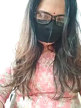 Snapshot of Aishwaryaa_69 chatting on 03.08.26 Aishwaryaa 69 online show from 03.08.26