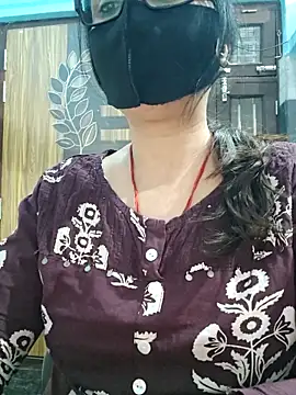 Snapshot of Aishwaryaa_69 chatting on 03.19.26 Aishwaryaa 69 online show from 03.19.26