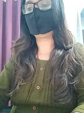 Snapshot of Aishwaryaa_69 chatting on 03.22.26 Aishwaryaa 69 online show from 03.22.26