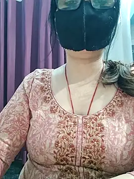 Snapshot of Aishwaryaa_69 chatting on 04.04.26 Aishwaryaa 69 online show from 04.04.26