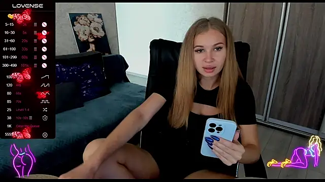  NigoNika online show from 09.22.25