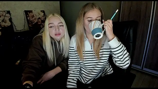  NigoNika online show from 10.24.25