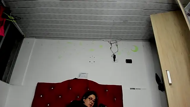 Sweet-Suck69 online show from 03.13.25