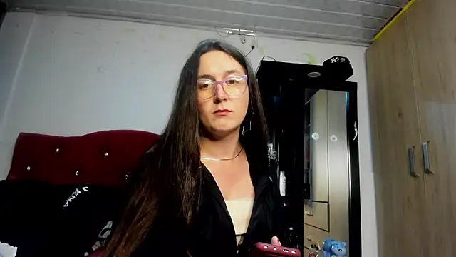 Sweet-Suck69 online show from 09.19.25