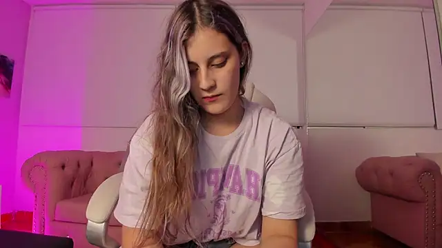 Giia paiige18 online show from 01.11.25