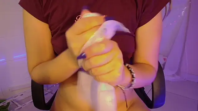 Giia paiige18 online show from 10.28.25