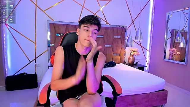 Gerony  online show from 02.23.25