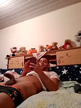 Snapshot of emea4 chatting on 02.15.26 emea4 online show from 02.15.26