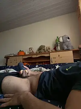 Snapshot of emea4 chatting on 03.29.26 emea4 online show from 03.29.26