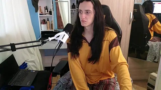 MemiKouki online show from 03.19.25