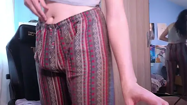 MemiKouki online show from 09.14.25