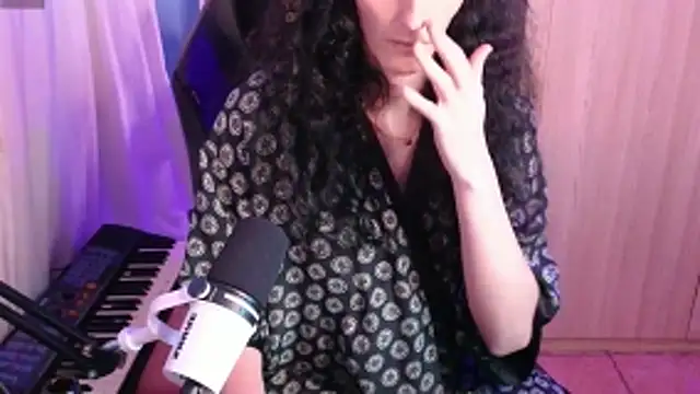 MemiKouki online show from 03.25.26