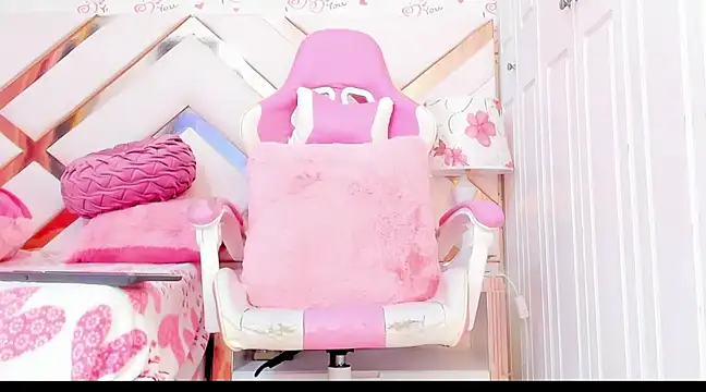 BriggitteEbonny online show from 12.23.24