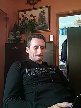 Viause Kentauelle online show from 03.14.25