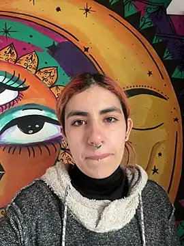 Snapshot of _Artemisa_X chatting on 03.10.25 Artemisa X online show from 03.10.25