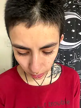 Snapshot of _Artemisa_X chatting on 12.22.25 Artemisa X online show from 12.22.25