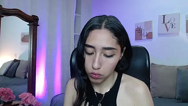 madisex s online show from 10.22.25