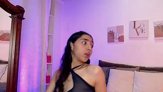 madisex s online show from 11.05.25