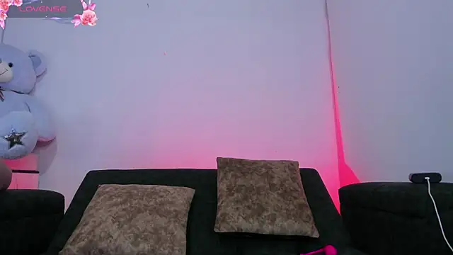 Snapshot of liz_25b chatting on 02.25.26 liz 25b online show from 02.25.26