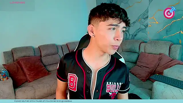 Niico Cruz online show from 02.10.26