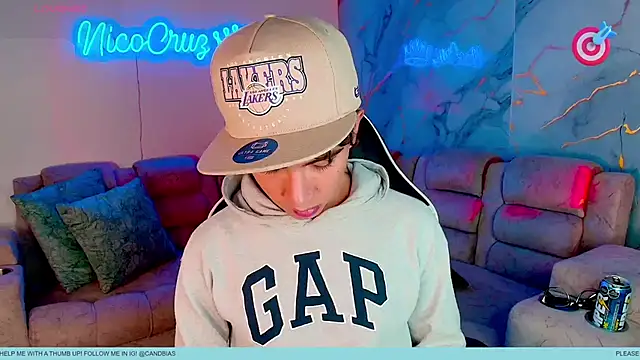 Niico Cruz online show from 02.23.26