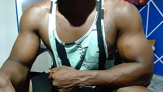 Snapshot of alexander_megan chatting on 12.05.25 alexander megan online show from 12.05.25