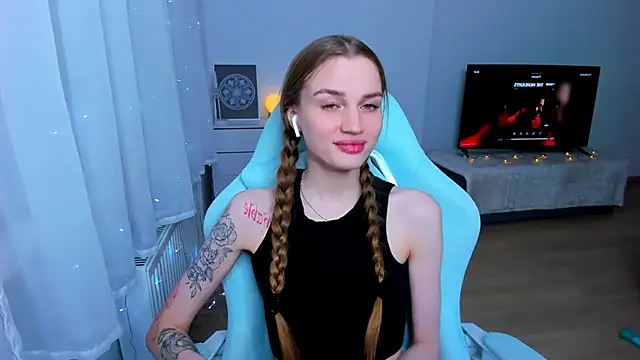 StellaLawless online show from 01.11.25