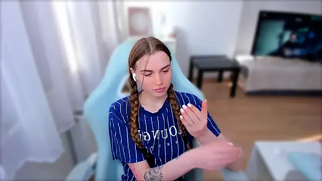 StellaLawless online show from 03.09.25