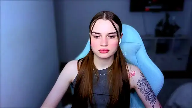 StellaLawless online show from 12.13.25