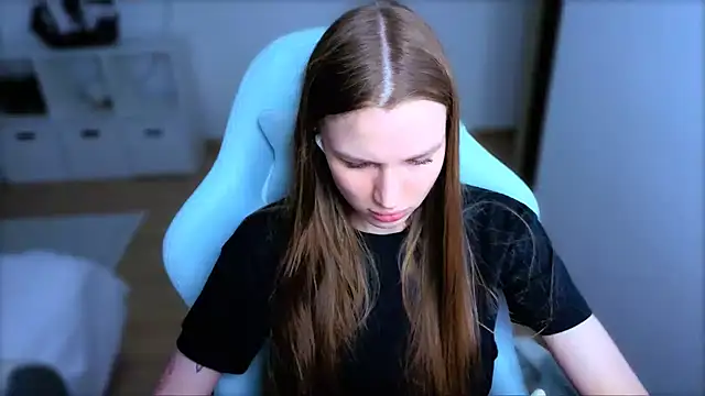 StellaLawless online show from 04.04.26