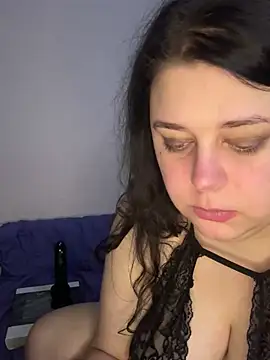 Snapshot of Vikkancs_X chatting on 02.19.25 Vikkancs X online show from 02.19.25