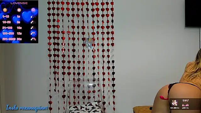 roxannequin66 online show from 02.12.25