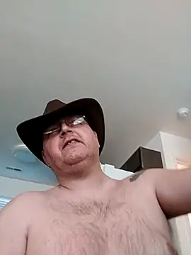 ILive2plezz online show from 02.14.25