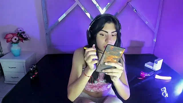 IsisRouse online show from 03.02.25