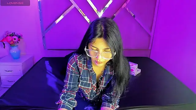 IsisRouse online show from 03.19.25